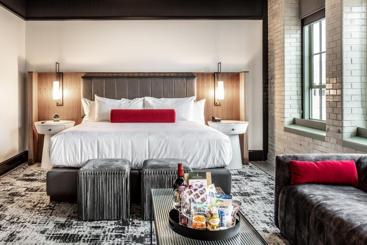 Bottleworks Hotel Indianapolis Dış mekan fotoğraf